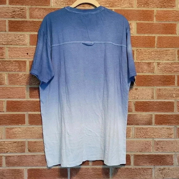 Disney Our Universe Tee Shirt Women's Size Medium New with Tags Aladdin Genie - Picture 2 of 7